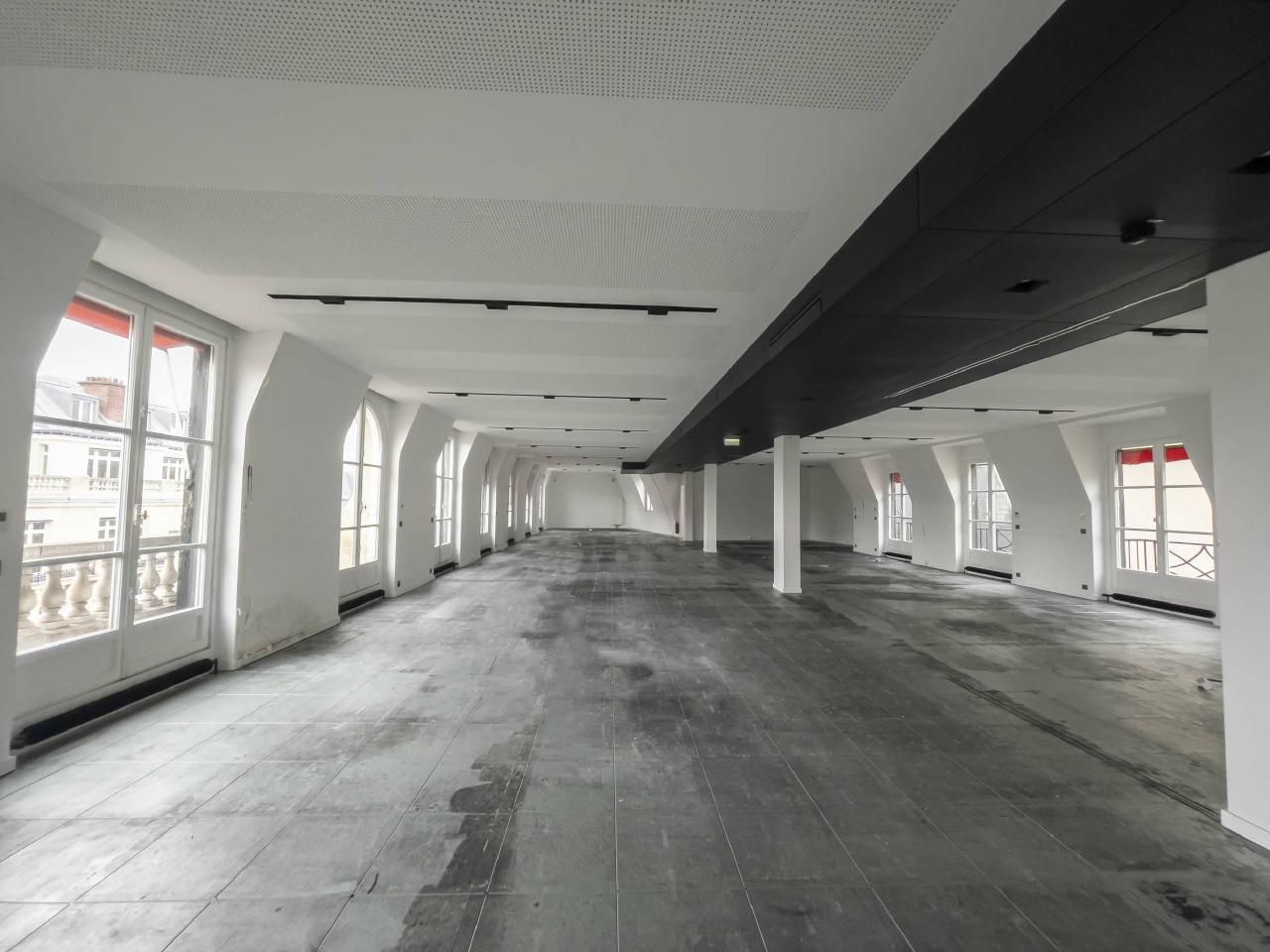 Bureau Paris 371m² Location bureau Paris OLBUR2420403 6